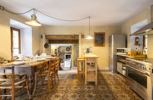 Mergozzo House | Wonderful private villa for 6 people with WIFI, TV, balcony and parking