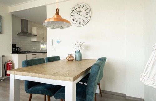 Nunspeet House | Wonderful private villa for 4 guests with pool, WIFI, TV, terrace and parking