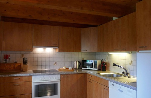 Semione House | Wonderful private villa for 4 guests with TV, patio, pets allowed, panoramic view and parking
