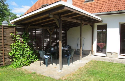 Neu Poserin House | Wonderful private villa for 6 guests with TV, terrace and pets allowed