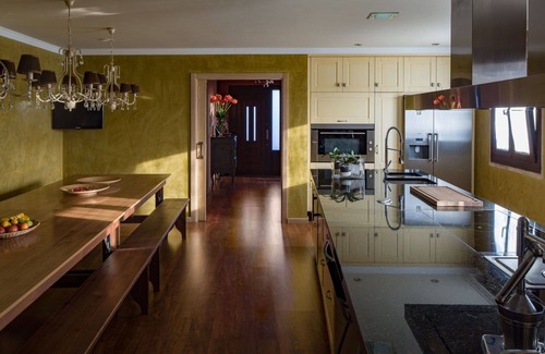 Malpica de Bergantinos House | Wonderful private villa for 8 people with WIFI, TV, terrace and parking