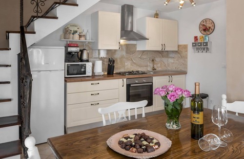 Loborika House | Wonderful private villa with A/C, WIFI, private pool, hot tub, TV, terrace and pets allowed