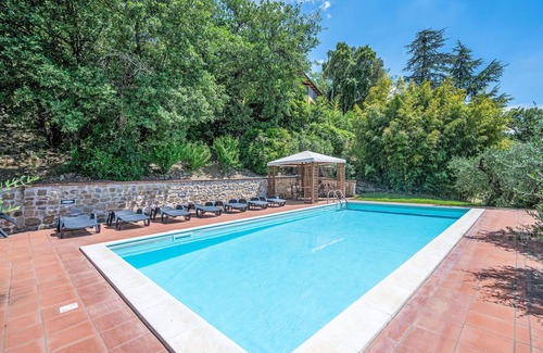 San Feliciano Villa | Wonderful private villa with private pool, WIFI, A/C, TV, patio, pets allowed and parking