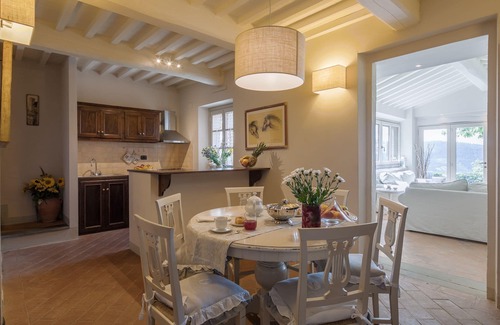 Pieve di Chio Villa | Wonderful private villa with WIFI, private pool, A/C, TV, patio and panoramic view, close to Cor.