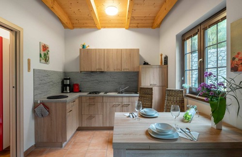 Becov nad Teplou House | Wonderful private villa for 4 guests with WIFI, TV, patio and parking