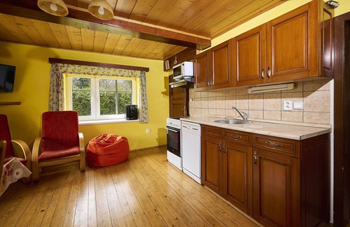 Jesenny House | Wonderful private villa with WIFI, private pool, TV, terrace, pets allowed, panoramic view, parking