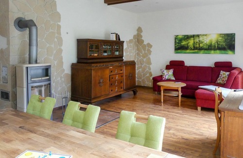 Murchin House | Wonderful private villa for 6 people with WIFI, TV and terrace