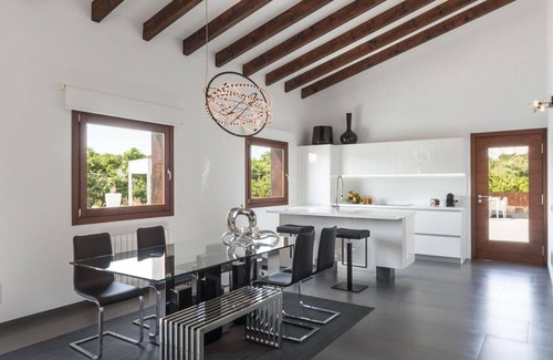 Llubi House | Wonderful private villa with A/C, WIFI, private pool, TV, patio, panoramic view and parking