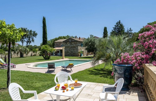 Mons House | Wonderful private villa for 7 people with A/C, pool, WIFI, TV and patio