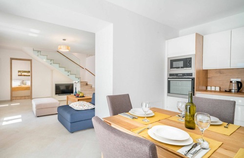 Kringa House | Wonderful private villa for 8 people with A/C, WIFI, private pool, TV and terrace