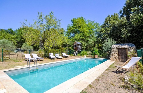 Apt House | Wonderful private villa for 5 guests with private pool, WIFI, TV and patio
