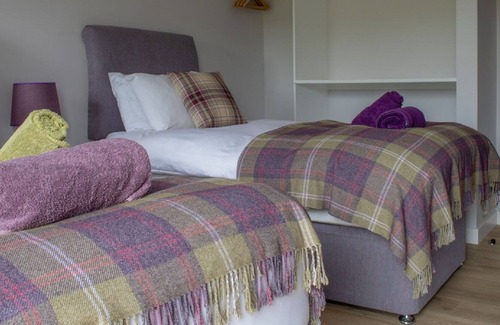 Milovaig House | Wonderful private villa for 4 people with WIFI, TV, terrace, panoramic view and parking