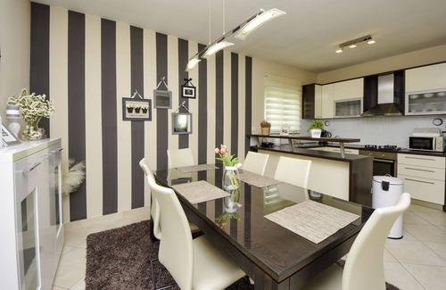 Smilcic House | Wonderful private villa for 6 people with private pool, A/C, WIFI, TV, terrace and parking