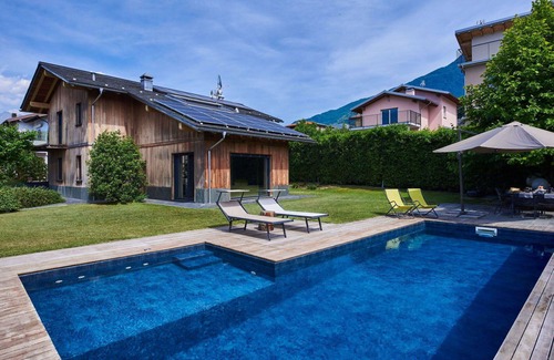 Colico Piano Villa | Wonderful private villa with private pool, hot tub, WIFI, A/C, TV, patio and pets allowed