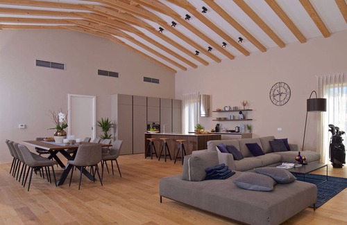 Brtonigla Villa | Wonderful private villa with private pool, hot tub, WIFI, A/C, TV, terrace and pets allowed