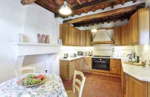 Lucca Villa | Wonderful private villa with WIFI, A/C, private pool, TV and panoramic view, close to Lucca