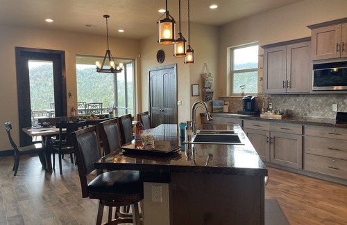 Ruidoso House | Wonderful retreat lake house, close to great hiking trails
