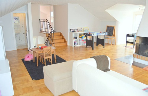 Stocksund Villa | Wonderful spacious house with sea view only 7 minutes from Stockholm city