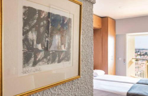 Cascais Apartment | Wonderful Studio in Cascais with Sea View