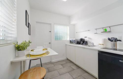 Northeast Miami Apartment | Wonderful Studio Residence 15 min from the beach