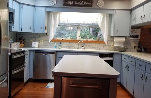 Branford House | Wonderful Vacation Home For Making MemoriesnWas 300 per night now 275 per night