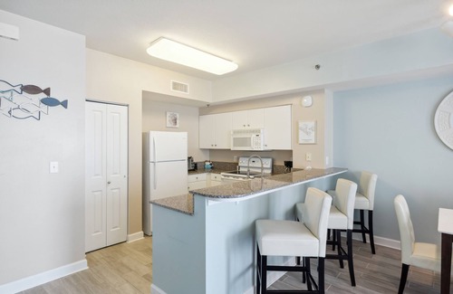 Panama City Beach Condo | Wonderful Views! 1/2 Sleeps 6! AVAILABLE NOW!