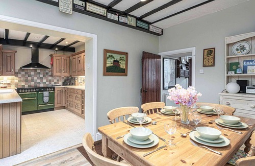 Gwynedd- Snowdonia House | Wonderful villa for 7 people with WIFI, terrace and pets allowed