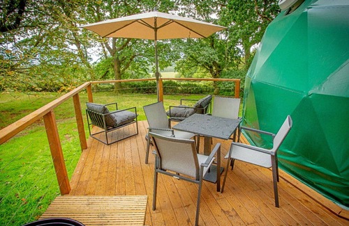 Chiddingstone Hoath House | Wonderful villa for 4 guests with WIFI and pets allowed