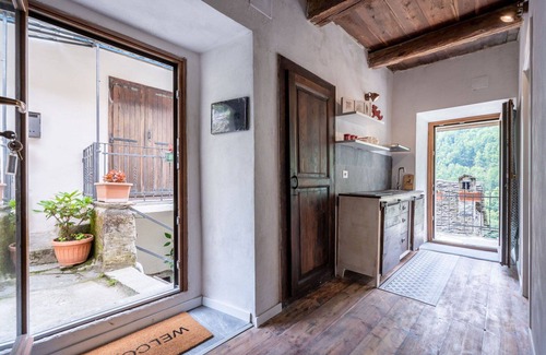 Bognanco House | Wonderful villa for 2 people with TV, terrace and pets allowed