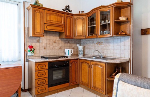 Rossi House | Wonderful villa for 4 people with TV, terrace and parking