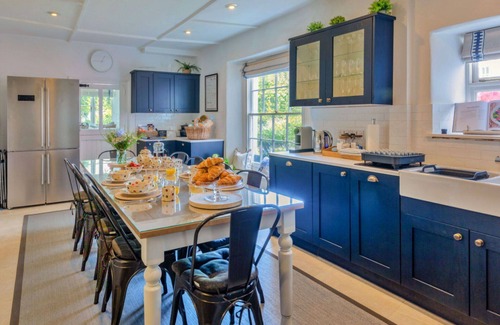 Kingsand House | Wonderful villa for 10 people with WIFI, pets allowed and parking