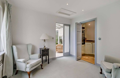 Horseheath House | Wonderful villa for 12 people with WIFI and pets allowed