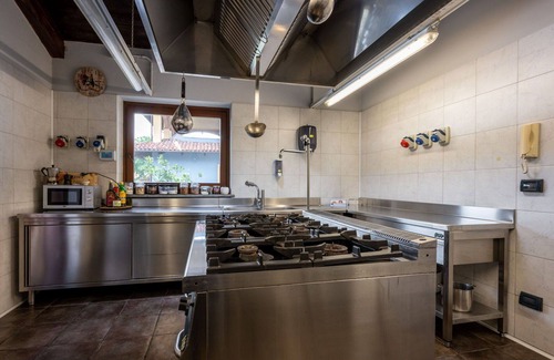 Narzole House | Wonderful villa for 12 guests with A/C, WIFI, pool, TV, terrace, pets allowed and parking