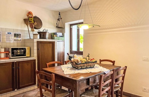 Lucinasco House | Wonderful villa for 6 people with A/C, WIFI, TV and patio