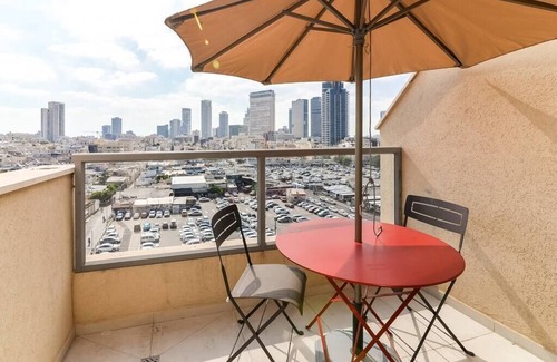 Kerem HaTeimanim Apartment | Wonderfull duplex 3BR Hakovshim SAFE ROOM