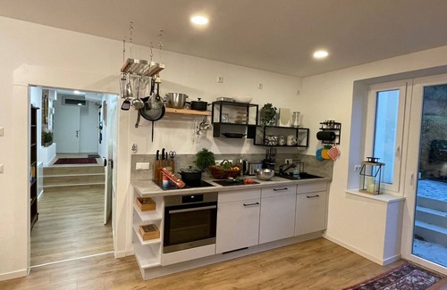 Loschwitz Condo | Wonderfully quiet vacation apartment with terrace, fireplace and sauna
