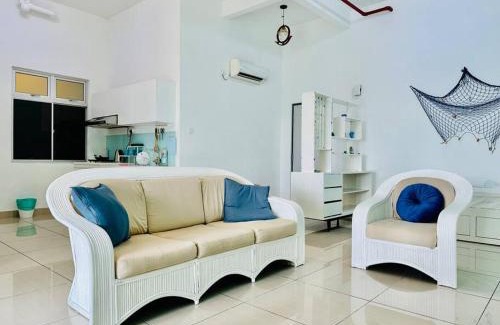 Tebrau Apartment | Wonderland Homestay - MountAustin