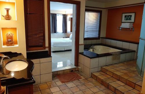 Taman Tanjung Ski Chalet | Wonderland Premium Tower Full Seaview PD