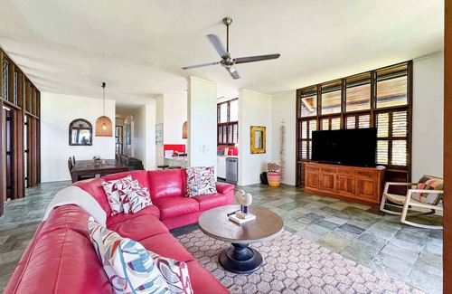 Wongaling Beach Apartment | Wongalinga Absolute Beachfront 3 Bedroom