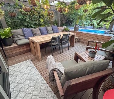 Blouberg Rise House | Wood fired Hot Tub-Relaxing Escape