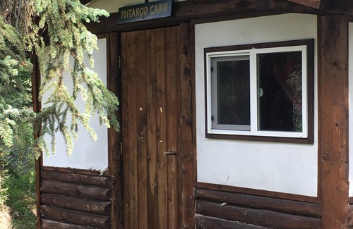 Nenana Cabin | Wood River Lodge - Moose Cabin - FLY IN ONLY!