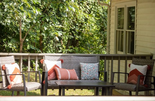 Neabsco House | Woodbridge Cozy Corner - A Modern Retreat Awaits!