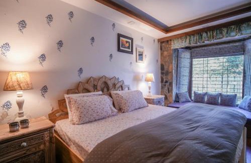Nainital House | Woodburry Mansion, Cozy Nainital Homestay