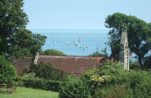 Ventnor Apartment | Woodcliffe Sea View Apartment Set In Peaceful Secluded Gardens