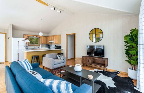 Berkeley Springs House | Wooded Nest, Cozy 3BR Chalet Near Spas & Hiking