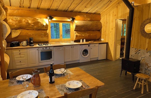 Le Chambon-sur-Lignon Ski Chalet | Wooden chalet with all comforts in a forest setting 2 km from the village by footpath.