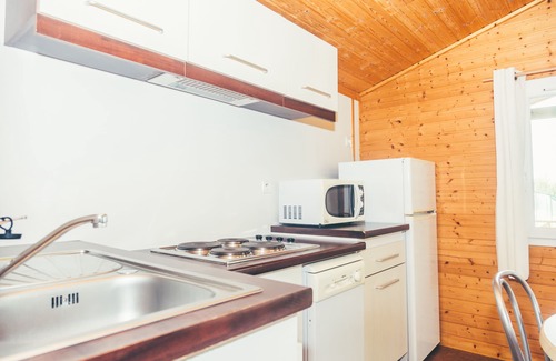 Saint-Denis-d'Oleron Ski Chalet | Wooden chalet with terrace, heated indoor pool 300m from the ocean