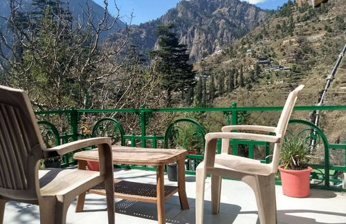 Kullu Cottage | Wooden Cottage in middle of an apple orchard