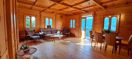Adjara Villa | Wooden House Garetke
