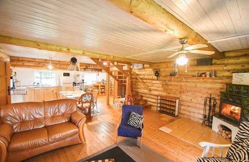 Jihlava Ski Chalet | Wooden house in Vysočina